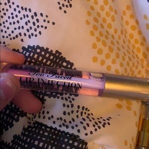 too faced lip injection